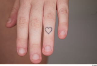 Lilly Bella fingers tattoo 0001.jpg